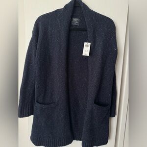 NEW Abercrombie & Fitch sweater
